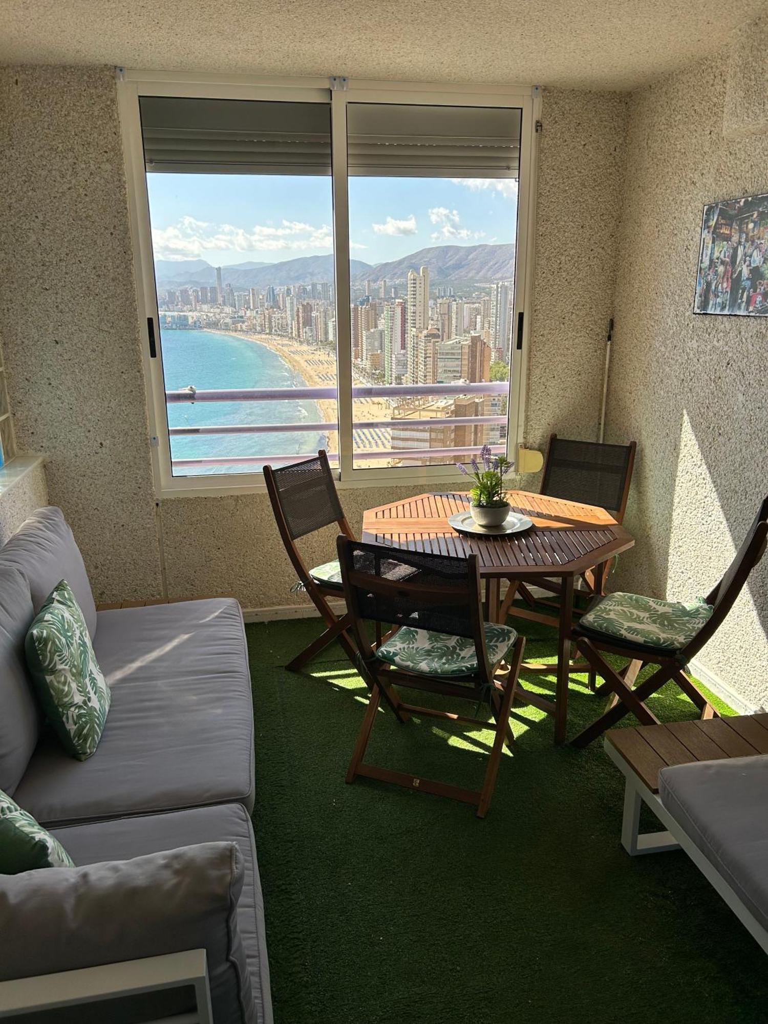 Apartamento Con Preciosas Vistas Y Piscina Бенидорм Экстерьер фото