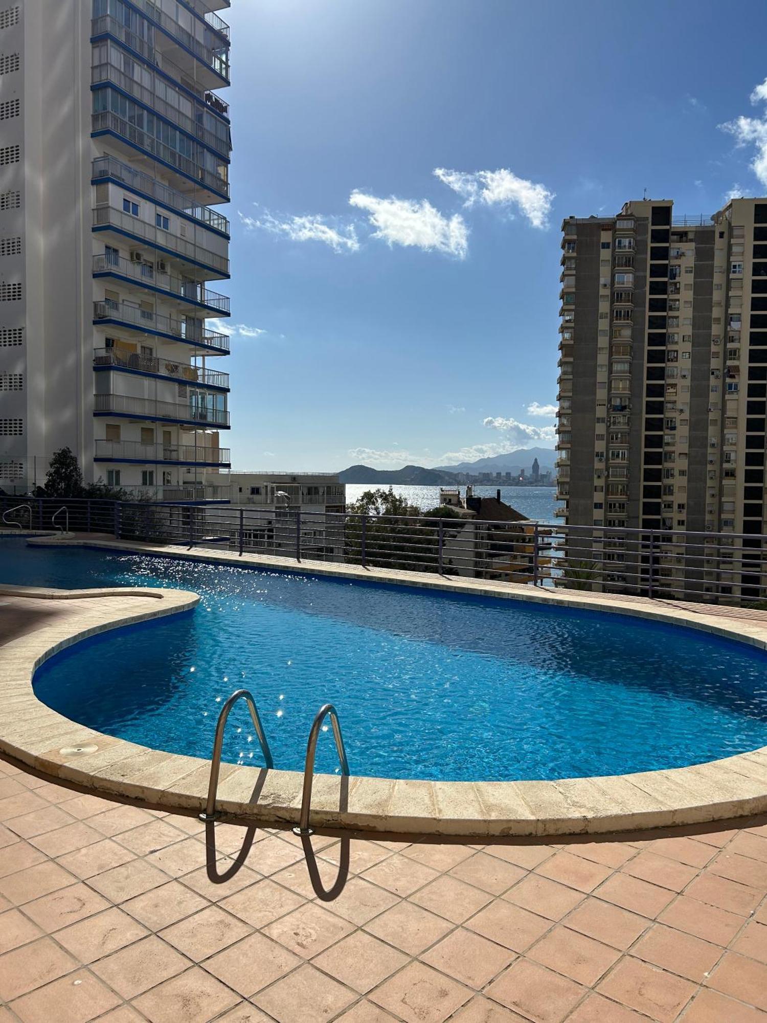 Apartamento Con Preciosas Vistas Y Piscina Бенидорм Экстерьер фото
